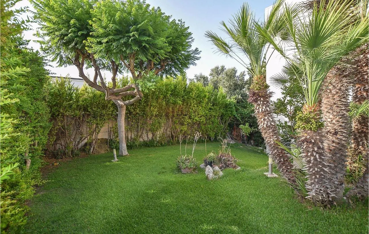 펜션 Gorgeous Home In S, Croce Camerina Rg Villaggio Azzurro